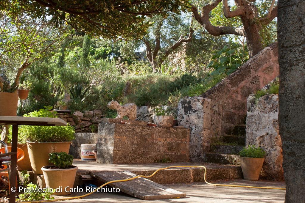 Masseria Moresano Bed & Breakfast Ugento Exterior foto