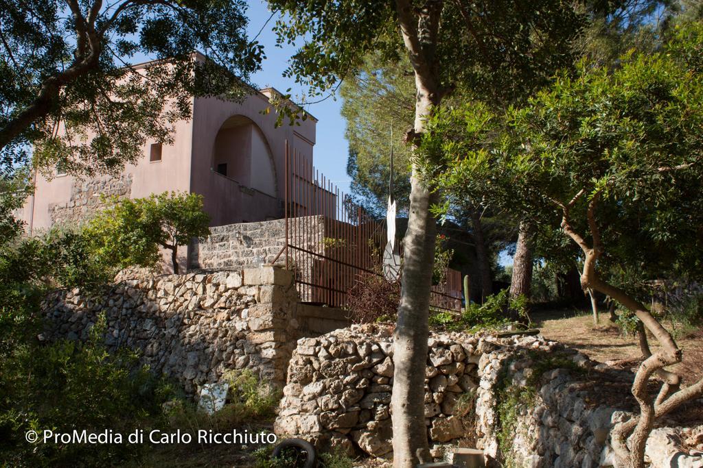 Masseria Moresano Bed & Breakfast Ugento Exterior foto